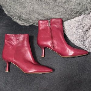 NWOT Nordstrom brand burgundy red leather ankle boots Size 5.5